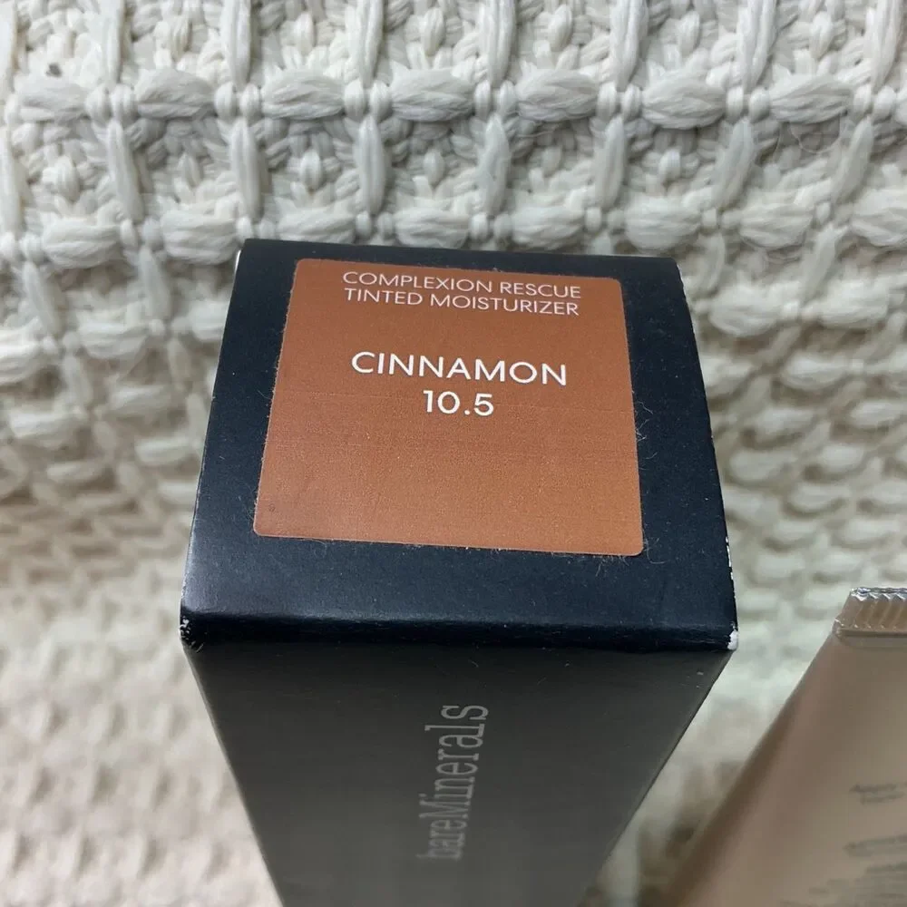 BareMinerals Complexion Rescue Tinted Moisturizer SPF 30 Cinnamon 10.5 35ml